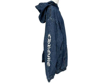 Load image into Gallery viewer, 新品未使用 CHROME HEARTS クロムハーツ ハーフジップ デニム アノラックパーカー インディゴ Lサイズ 中古 4c073517