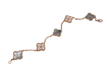 Load image into Gallery viewer, 新品同様 Van Cleef &amp; Arpels ヴァンクリーフ＆アーペル ヴィンテージ アルハンブラ ブレスレット 5モチーフ 18K ローズ ゴールド ダイヤモンド マザー オブ パール VCARP2R100 中古 4c073526