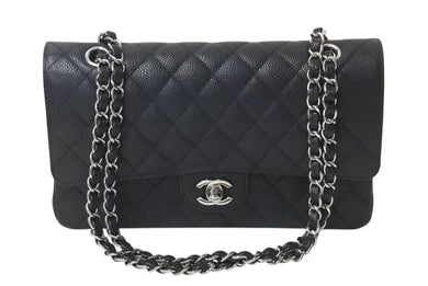 極美品 CHANEL シャネル ショルダーバッグ マトラッセ25 キャビアスキン ダブルフラップ ブラック シルバー金具 22番台 A01112 中古 4c073527