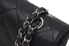 Load image into Gallery viewer, 極美品 CHANEL シャネル ショルダーバッグ マトラッセ25 キャビアスキン ダブルフラップ ブラック シルバー金具 22番台 A01112 中古 4c073527