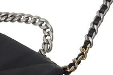 Load image into Gallery viewer, CHANEL シャネル シャネル19 フラップバッグ ミディアム チェーンショルダーバッグ AS1160 ココマーク ラムスキン 美品 中古 4c073562