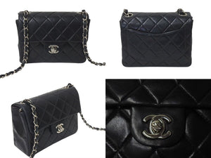 極美品 CHANEL シャネル 新型 ミニマトラッセ ブラック 黒 シルバーラムスキン ショルダーバッグ 17cm 6番台 中古 4c073594