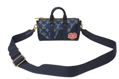 極美品 LOUIS VUITTON ルイヴィトン × NIGO コラボ キーポルXS ハンドバッグ ストラップ付 M81011 モノグラム ドリップ 中古 4c073599