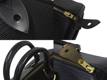 Load image into Gallery viewer, LOUIS VUITTON ルイヴィトン スピーディ25 ハンドバッグ M59022 エピレザー ブラック ゴールド金具 美品 中古 4c073623