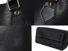 Load image into Gallery viewer, LOUIS VUITTON ルイヴィトン スピーディ25 ハンドバッグ M59022 エピレザー ブラック ゴールド金具 美品 中古 4c073623