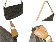 Load image into Gallery viewer, LOUIS VUITTON ルイヴィトン ポシェットアクセソワールモノグラムグラフィティ M92191 ハンドバッグ カーキ 美品 中古 4c073629