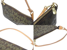 Load image into Gallery viewer, LOUIS VUITTON ルイヴィトン ポシェットアクセソワールモノグラムグラフィティ M92191 ハンドバッグ カーキ 美品 中古 4c073629