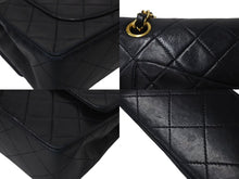 Load image into Gallery viewer, CHANEL シャネル マトラッセ23 Wフラップ チェーン ショルダーバッグ ラムスキン 2番台 ブラック ゴールド金具 美品 中古 4c073641