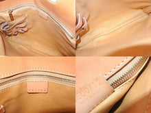Load image into Gallery viewer, CELINE セリーヌ マカダム ロゴ ヴィンテージ ハンドバッグ ベージュ ロゴ PVC レザー 鞄 ゴールド金具 良品 中古 4c073669