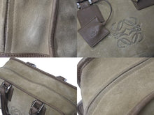 Load image into Gallery viewer, LOEWE ロエベ アマソナ28 ハンドバッグ 010403 アナグラムロゴ スウェード レザー ブラウン シルバー金具 良品 中古 4c073673