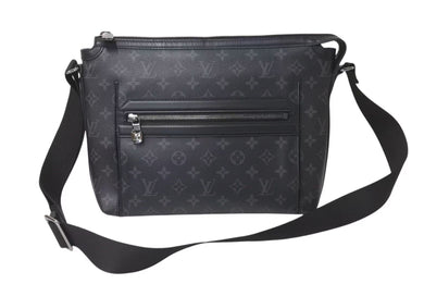 LOUIS VUITTON ルイヴィトン モノグラム エクリプス オディセ メッセンジャーPM ショルダーバッグ M44223 ブラック 美品 中古 4c073679