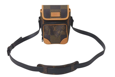 LOUIS VUITTON ルイヴィトン アマゾン メッセンジャー ショルダーバッグ N40357 ダミエジャイアント NIGO LVスクエアード 美品 中古 4c073691