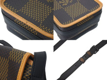 Load image into Gallery viewer, LOUIS VUITTON ルイヴィトン アマゾン メッセンジャー ショルダーバッグ N40357 ダミエジャイアント NIGO LVスクエアード 美品 中古 4c073691