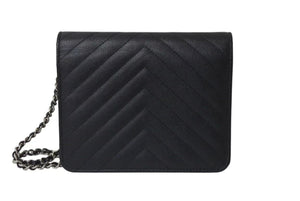 極美品 CHANEL シャネル チェーンウォレット キャビアスキン グレインドカーフスキン Vステッチライン 25番台 ブラック 25115368 中古 4c073723