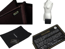 Load image into Gallery viewer, 極美品 CHANEL シャネル チェーンウォレット キャビアスキン グレインドカーフスキン Vステッチライン 25番台 ブラック 25115368 中古 4c073723