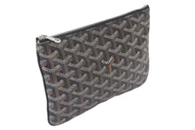 Load image into Gallery viewer, GOYARD ゴヤール セナPM クラッチバッグ SENAT2PMLTY01CL01P ブラック PVC レザー シルバー金具 美品 中古 4c073724