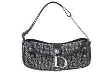 Load image into Gallery viewer, ChristianDior クリスチャンディオール Dチャーム ホーボー ワンショルダーバッグ トロッター ブラック シルバー金具 美品 中古 4c073735