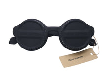 Load image into Gallery viewer, 新品未使用品 LOUIS VUITTON ルイヴィトン スーパーヴィジョン ラウンド サングラス Z2736U サイズ40□32 140 ブラック 中古 4c073742