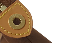 Load image into Gallery viewer, LOUIS VUITTON ルイヴィトン ポシェット ヴォワヤージュ スープル クラッチバッグ M25868 25AW NIGO × pharrell williams 新作 中古 4c073744