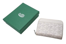 Load image into Gallery viewer, GOYARD ゴヤール マティニョンPM 二つ折り財布 コインケース ホワイト PVC レザー シルバー金具 美品 中古 4c073770