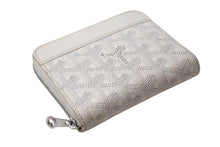 Load image into Gallery viewer, GOYARD ゴヤール マティニョンPM 二つ折り財布 コインケース ホワイト PVC レザー シルバー金具 美品 中古 4c073770