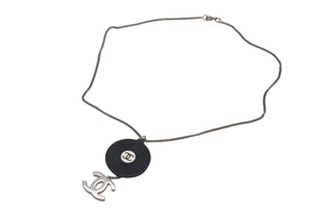 CHANEL シャネル レコード ネックレス ココマーク アクセサリー 04P刻印 イタリア製 10.1g シルバー ブラック ホワイト 美品 中古 4c073771