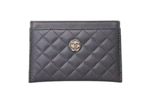 Load image into Gallery viewer, CHANEL シャネル ココマーク 名刺入れ 定期入れ キルティング 12番台 ラムスキン グレー シルバー金具 美品 中古 4c073780