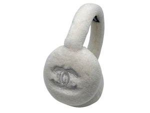 新品未使用 CHANEL シャネル イヤーマフ ホワイト ファー ココマーク 耳当て ロゴ 白 小物 中古 4c073781