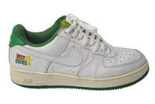 Load image into Gallery viewer, NIKE ナイキ AirForce1 エアーフォースワン Low Retro QS West Indies スニーカー 2001 限定版 ホワイト グリーン 良品 中古 4c073799