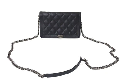 新品未使用 CHANEL シャネル ボーイシャネル チェーンウォレット 長財布 AP1117 28番台 キャビアスキン ココマーク ブラック 中古 4c073811
