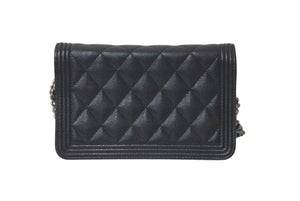 新品未使用 CHANEL シャネル ボーイシャネル チェーンウォレット 長財布 AP1117 28番台 キャビアスキン ココマーク ブラック 中古 4c073811