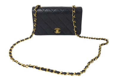 CHANEL シャネル マトラッセ フルフラップチェーンショルダーバッグ 1番台 ラムスキン ココマーク ブラック 美品 中古 4c073812