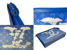 Load image into Gallery viewer, 新品同様 LOUIS VUITTON ルイヴィトン ポシェット ヴォワヤージュ クラッチバッグ モノグラム クラウズ キャンバス M45480 中古 4c073813