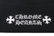 Load image into Gallery viewer, 新品未使用 CHROME HERTS クロムハーツ WOOL WATCH CAP ウールワッチキャップ ロゴ刺繍ビーニー ニットキャップ 帽子 ブラック ホワイト 中古 4c073861