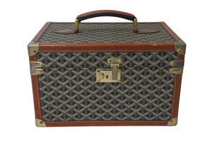 GOYARD Vanity Case, Vintage, Black and Brown Canvas and Leather with Gold Hardware, Excellent Condition, Pre-Owned, Item Number 4c073869 
