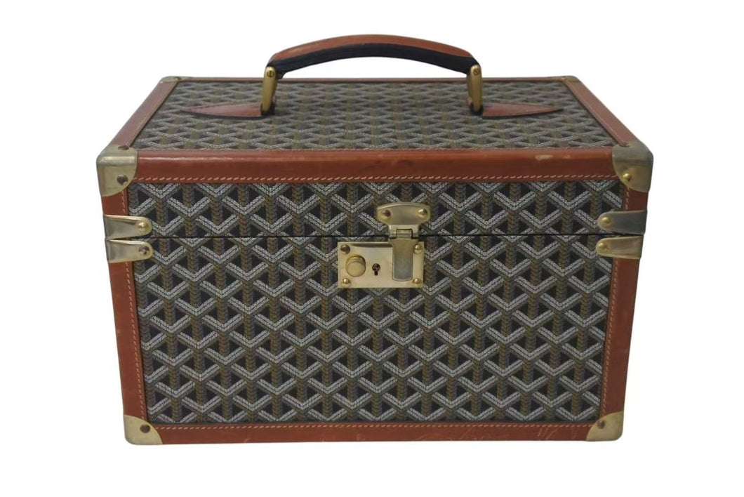 GOYARD Vanity Case, Vintage, Black and Brown Canvas and Leather with Gold Hardware, Excellent Condition, Pre-Owned, Item Number 4c073869 