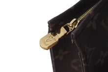 Load image into Gallery viewer, 新品未使用 LOUIS VUITTON ルイヴィトン LV × TM トリオ ポッシュ トワレ ポーチ M13762 モノグラム パンダ 新作 村上隆 中古 4c073875