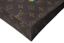 Load image into Gallery viewer, 新品未使用 LOUIS VUITTON ルイヴィトン LV × TM トリオ ポッシュ トワレ ポーチ M13762 モノグラム パンダ 新作 村上隆 中古 4c073875