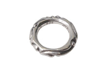 Load image into Gallery viewer, 極美品 CHROME HEARTS クロムハーツ スクロールバンド リング 重量約8.5g サイズ12号 1994/.925刻印 シルバー925 中古 4c073939