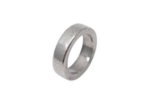 Load image into Gallery viewer, CHROME HEARTS クロムハーツ 6mm スペーサープレーンリング 重量約9.6g サイズ12号 925/2002刻印 シルバー925 美品 中古 4c073941