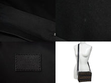 Load image into Gallery viewer, LOUIS VUITTON ルイヴィトン モノグラム マカサー ハンドル ソフトトランク ショルダーバッグ M45935 ブラック ブラウン 美品 中古 4c073952