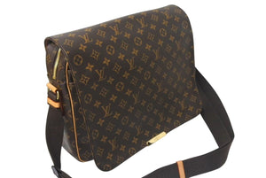 極美品 LOUIS VUITTON ルイヴィトン アベス ショルダーバッグ メッセンジャーバッグ M45257 モノグラム キャリーケース対応 中古 4c073975