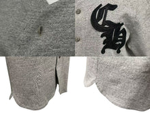 Load image into Gallery viewer, CHROME HEARTS クロムハーツ ベースボールシャツ サイズS クロスボールボタン レザーロゴパッチ グレー シルバー925 美品 中古 4c074111