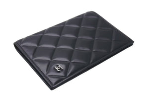 極美品 CHANEL シャネル パスケース キルティング ココマーク 30番台 イタリア製 レザー ブラック シルバー金具 中古 4c074117