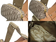 Load image into Gallery viewer, 極美品 Christian Dior クリスチャンディオール ショルダーバッグ ストリートシック 07-MA-1022 トロッター柄 ゴールド金具 中古 4c074132