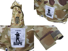 Load image into Gallery viewer, A BATHING APE × ALPHA INDUSTRIES アベイシングエイプ アルファ 20AW Ecwcs 3 Layer ジャケット カモフラ カーキ ポリエステル 001HJG731909X サイズM 美品 中古 4c074136
