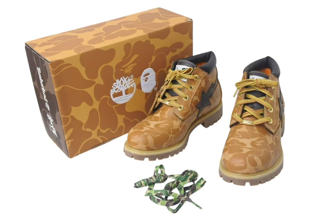 極美品 Timberland ティンバーランド BAPE コラボ プレミアム ウォーター プルーフ チャッカ ブーツ サイズ27.0cm ベージュ 中古 4c074137 