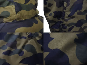 A BATHING APE アベイシングエイプ リバーシブルダウンジャケット サイズL キルティング カモフラ柄 カーキ ネイビー 良品 中古 4c074140 