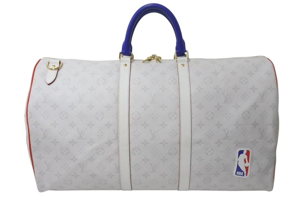 極美品 ルイ・ヴィトン ルイ・ヴィトン キーポルバンドリエール55 NBAコラボボストンバッグ M45586 ホワイト 中古 4c074159 