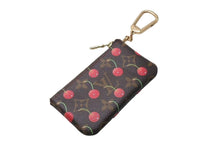 Load image into Gallery viewer, 極美品 LOUIS VUITTON ルイヴィトン モノグラム チェリー ポシェットクレ コインケース ブラウン レッド 村上隆 M95042 中古 4c074161